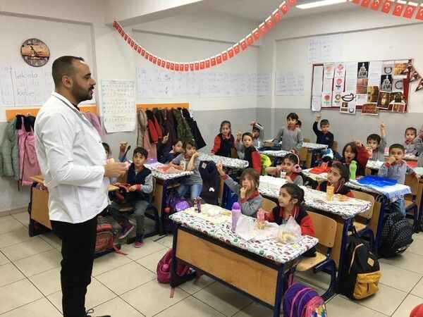 Kütahya’da ağız ve diş sağlığına dikkat çekildi