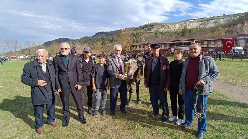 Ordu’da rahvan at yarışları büyük ilgiyle izlendi