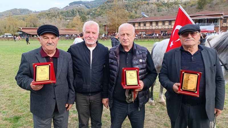 Ordu’da rahvan at yarışları büyük ilgiyle izlendi