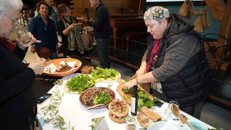 3 bin yıl önce yapılan yemekler İzmir'de görücüye çıktı