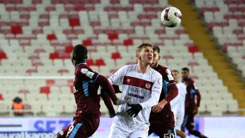 Trendyol Süper Lig: E.Y. Sivasspor: 3 Trabzonspor: 3