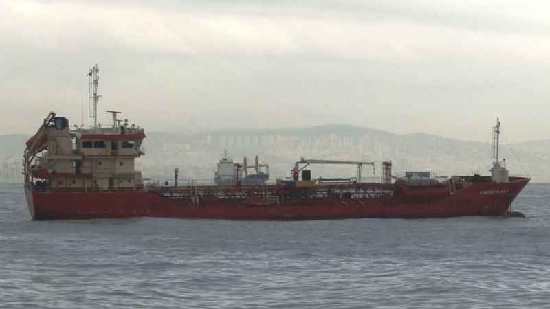 Zeytinburnu’nda karaya oturan gemi kurtarıldı