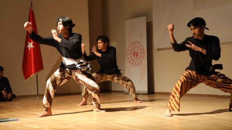 Ağrı'da Endonezya Kültürü bir etkinlikle tanıtıldı