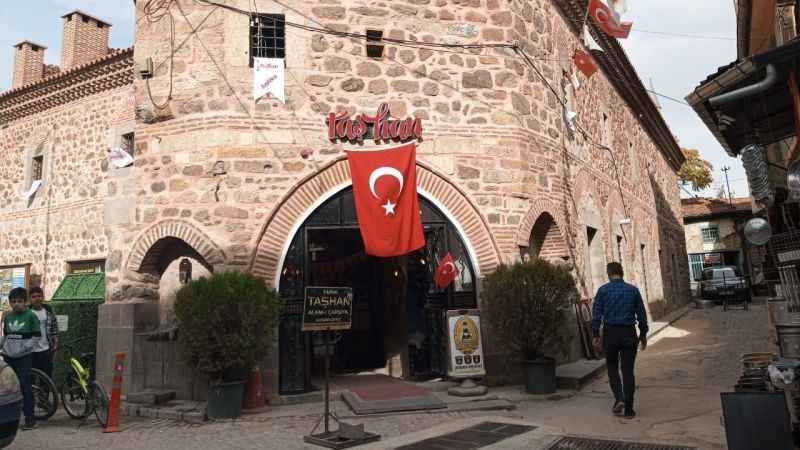 Taşhan, 17. yüzyıldan beri halen ayakta