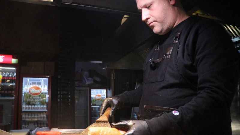 Endüstri mühendisliğinden kokoreççiliğe geçiş yaptı