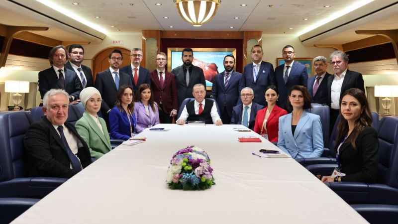 Erdoğan: "Kim hukuksuzluk yapıyor ise cezasını çeker"