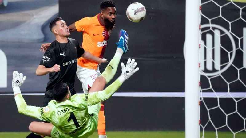 Cedric Bakambu 2. golünü attı