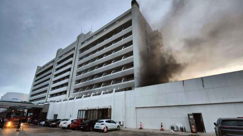 Kuşadası'nda 5 yıldızlı otelde çıkan yangın söndürüldü