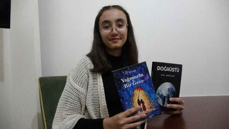 Ispartalı öğrenci dördüncü kitabını yazdı