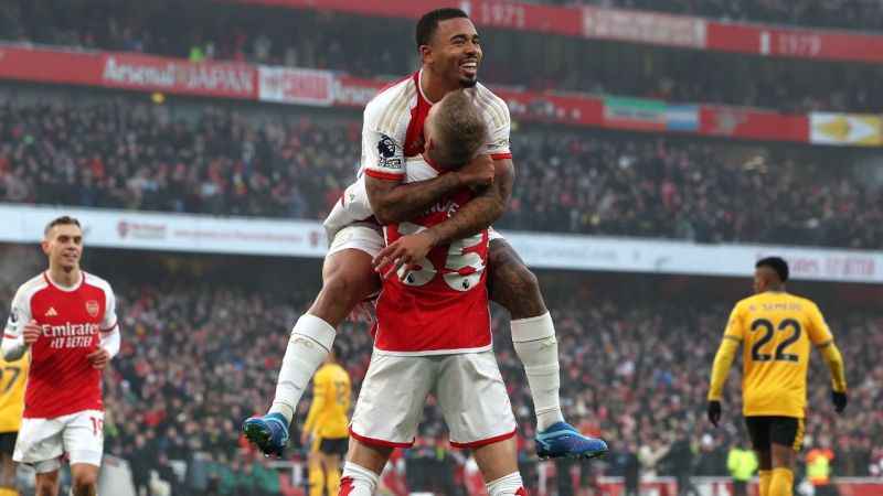 Premier Lig’de zirve yarışı kızıştı