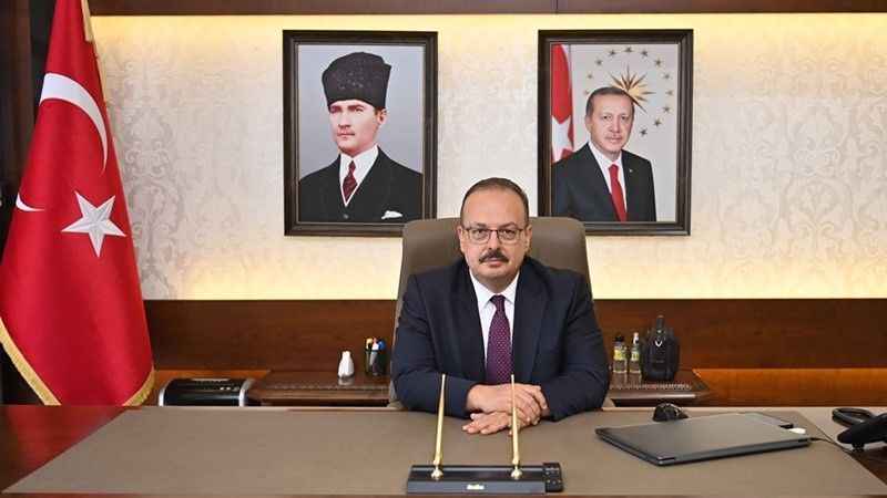 Vali Canbolat: “Kadınlarımız müreffeh Türkiye’nin inşasına güç katmıştır”