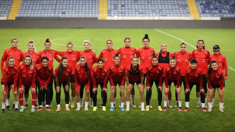 A Milli Kadın Futbol Takımı, 6'da 6 yapmak istiyor
