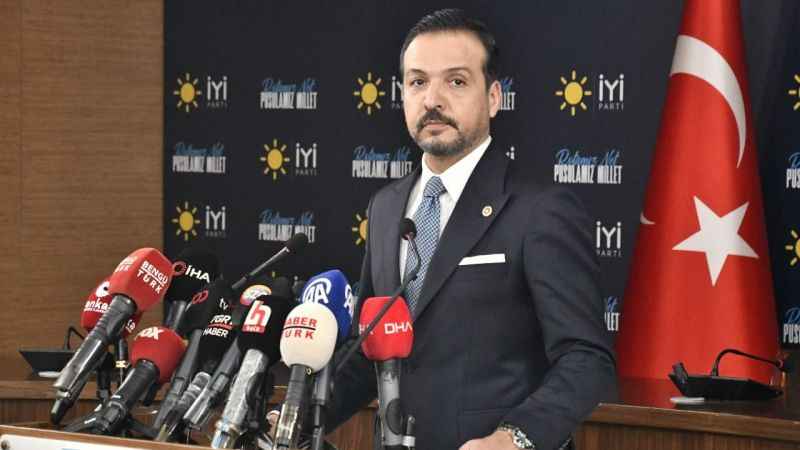 İYİ Partili başkanlardan “müstakil seçim” paylaşımı