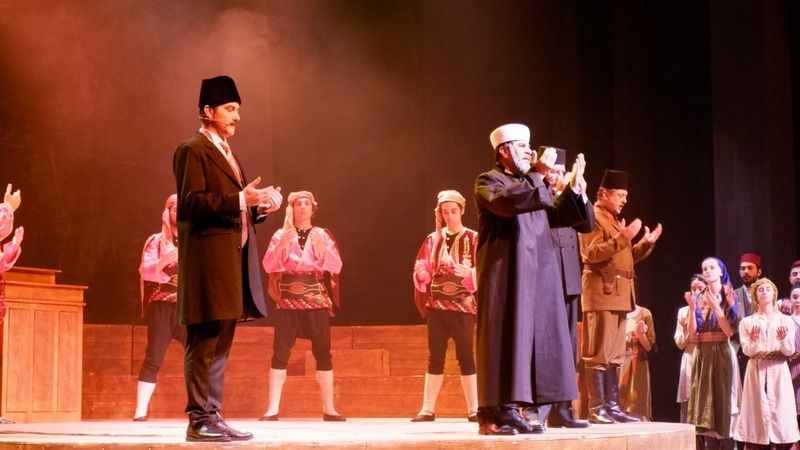  "Cumhuriyet'e Doğru" oyunu Erzurum'da sahnede