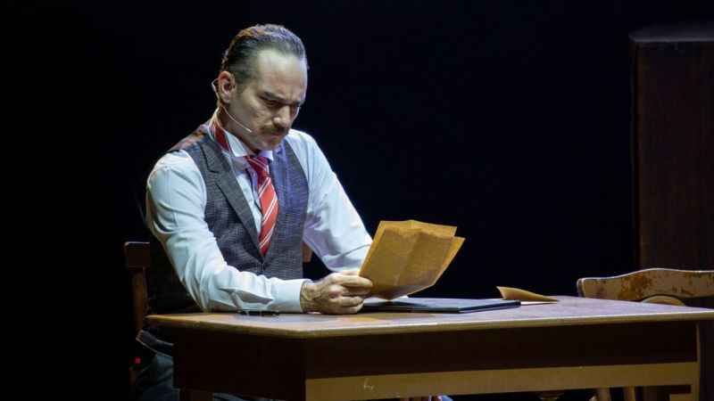  "Cumhuriyet'e Doğru" oyunu Erzurum'da sahnede