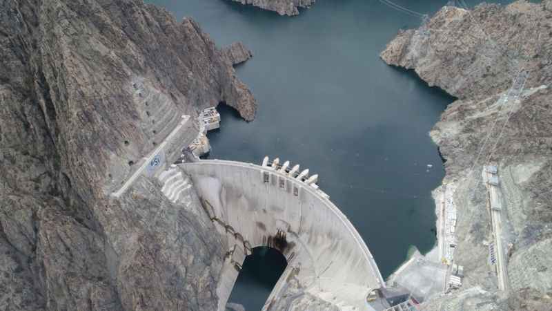 Türkiye’nin en yüksek barajı yeni yıla enerji üretimiyle girecek