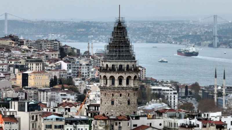 674 yıllık Galata Kulesi alemsiz kaldı