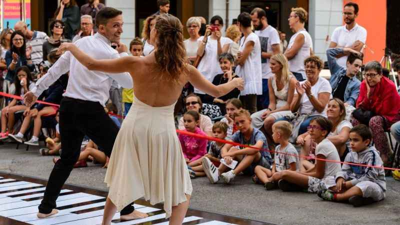 Antalya'da Grande Piano gösterisi