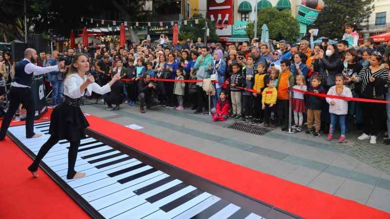 Antalya'da Grande Piano gösterisi