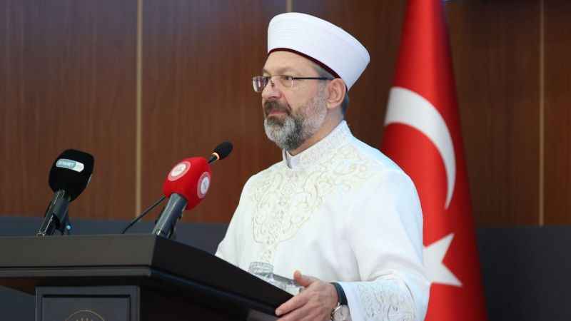 Diyanet İşleri Başkanı Prof. Dr. Erbaş: “Vatandaşlarımıza doğru dini bilgiyi daha kolay bir şekilde ulaştırmanın yollarını aramalıyız”