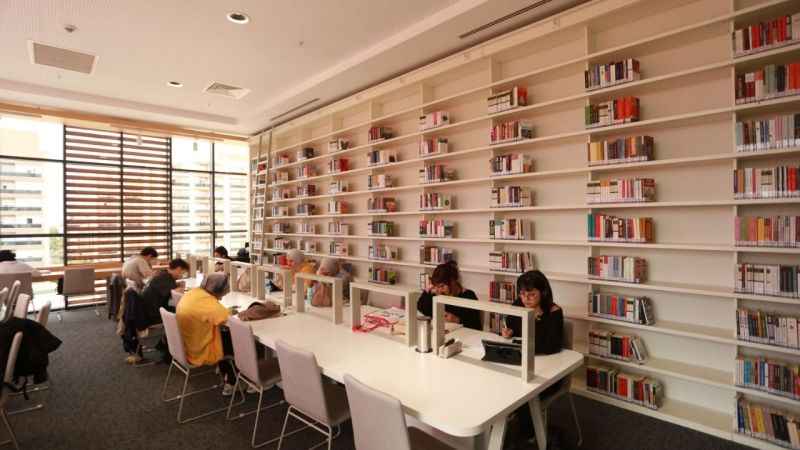 Antalya'nın 2 bin 500 kişilik kütüphanesi açılışa hazırlanıyor