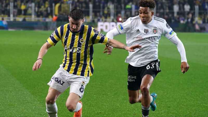 Gözler Beşiktaş - Fenerbahçe derbisine çevrildi