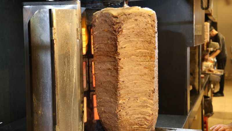 Sivas yaprak döneri damakları şenlendiriyor