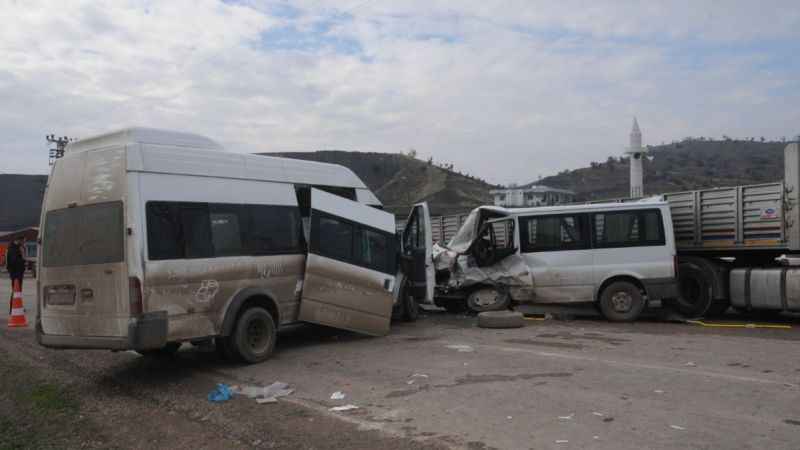 Şırnak’ta trafik kazası: 18 yaralı