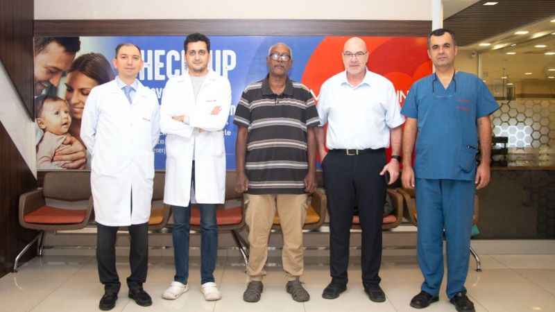 Sudanlı ünlü ressam, Türkiye'de şifa buldu