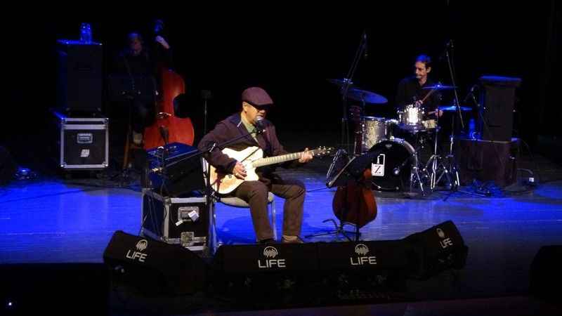 Sinop’ta, Bülent Ortaçgil sahne aldı