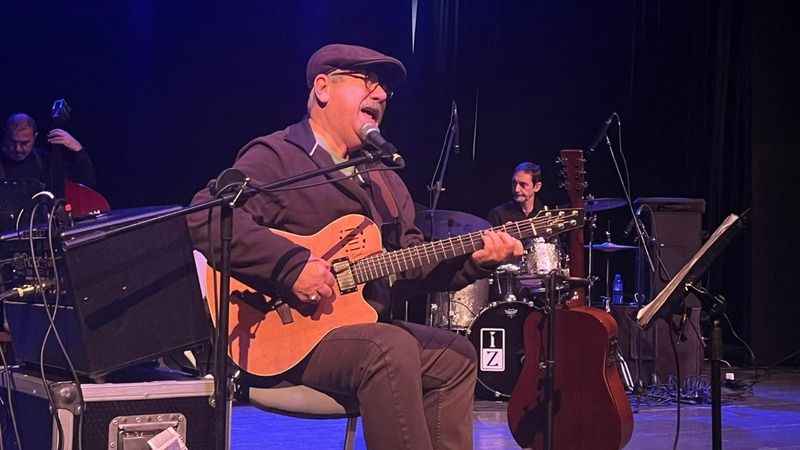 Sinop’ta, Bülent Ortaçgil sahne aldı