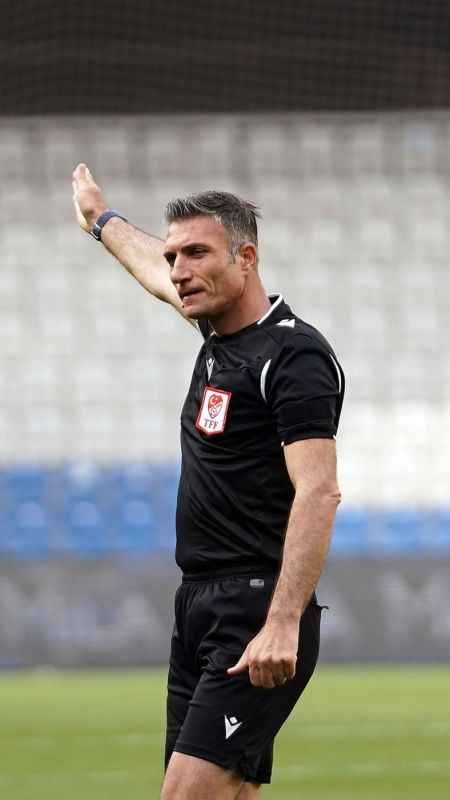 Beşiktaş - Fenerbahçe maçının VAR hakemi Özgür Yankaya