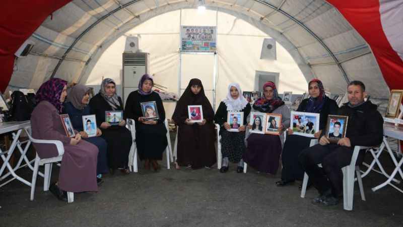 Diyarbakır anneleri bin 559 gündür evlatları için nöbette
