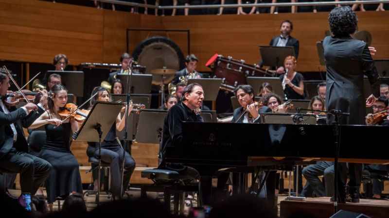 İzmir'in Ahmed Adnan Saygun Sanat Merkezi 15 yaşında