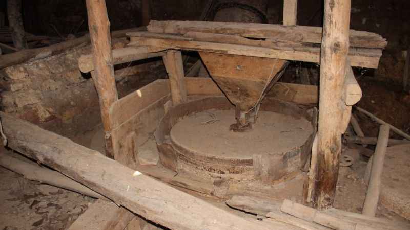 Tarihi Dandalaz su değirmenleri ilgi bekliyor