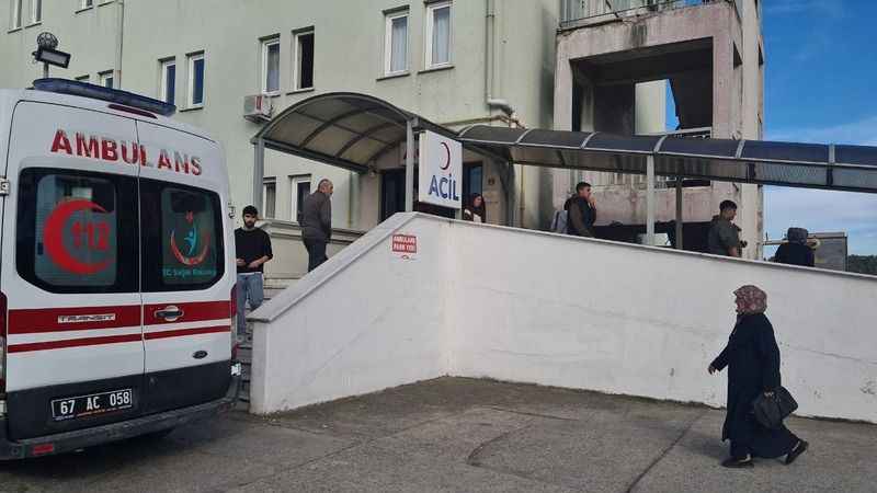 Zonguldak'ta 34 öğrenci zehirlenme şüphesiyle hastaneye başvurdu