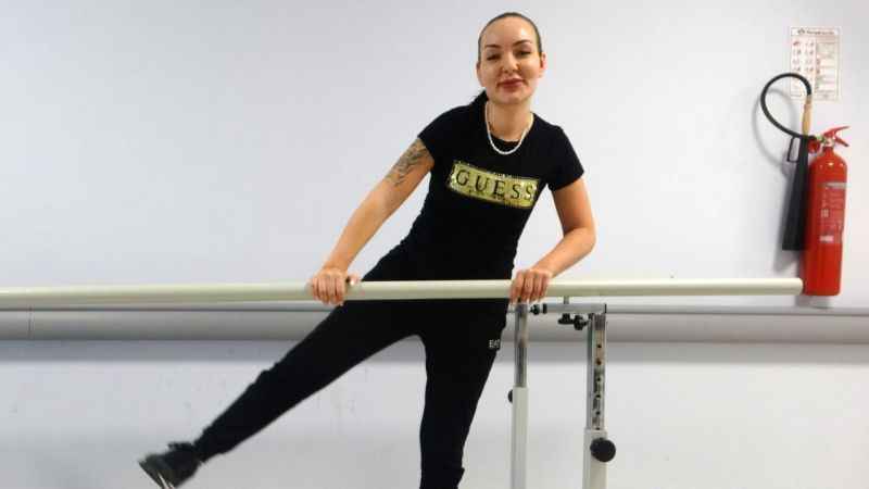  İsviçre’den geldi, Pamukkale'de şifa arıyor