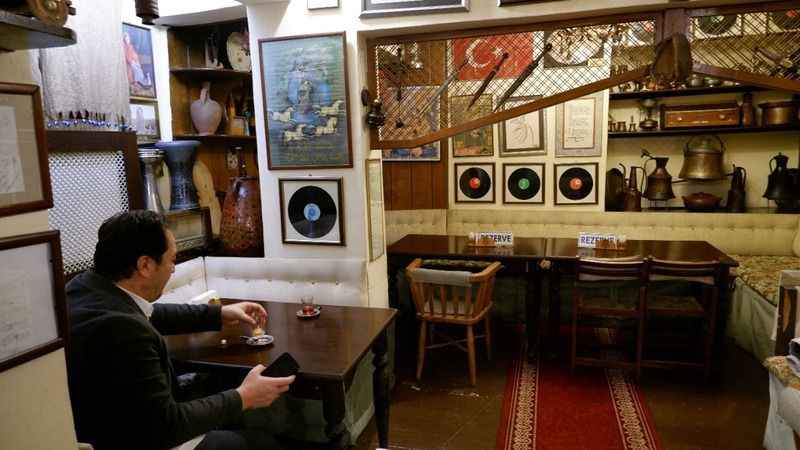 UNESCO'dan 'Hoşgörü Ödülü' alan pastane ilgi görüyor