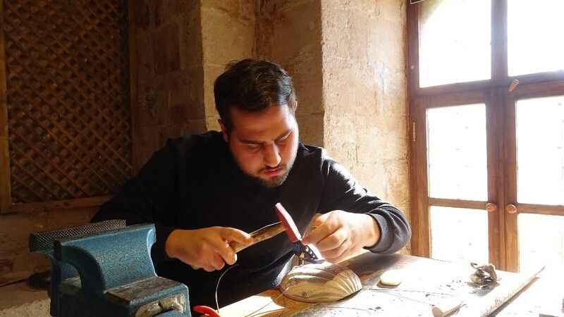 Mardinli usta, sedefçiliği tek başına ayakta tutmaya çalışıyor