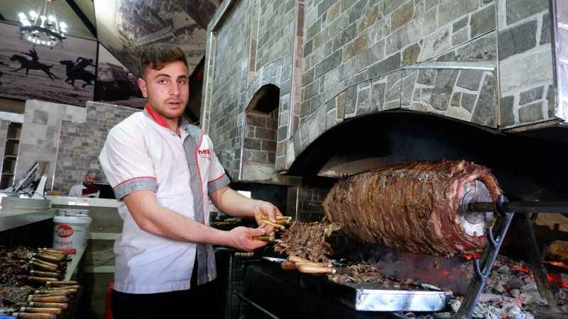 Cağ kebap dünyanın en iyi 100 lezzetinden biri