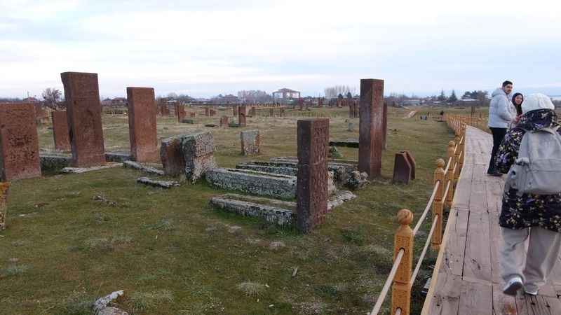 Bitlis'teki Selçuklu Mezarlığı'na ziyaretçi akını