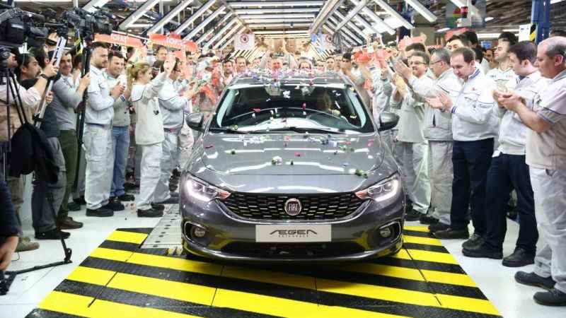 Otomotiv devi üretimi durduruyor