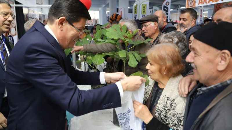 Nazilli Tarım Fuarı'nı ilk 7 saatte 10 bin kişi ziyaret etti
