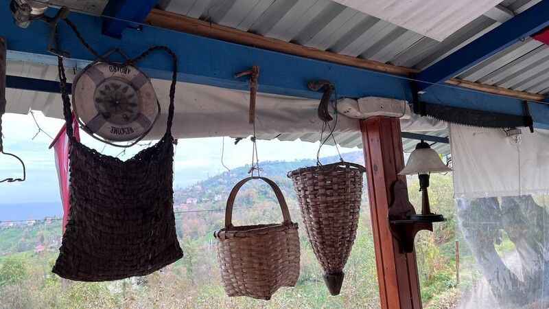 Rize kültürünü evindeki eşyalarla yaşatıyor