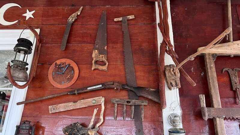 Rize kültürünü evindeki eşyalarla yaşatıyor