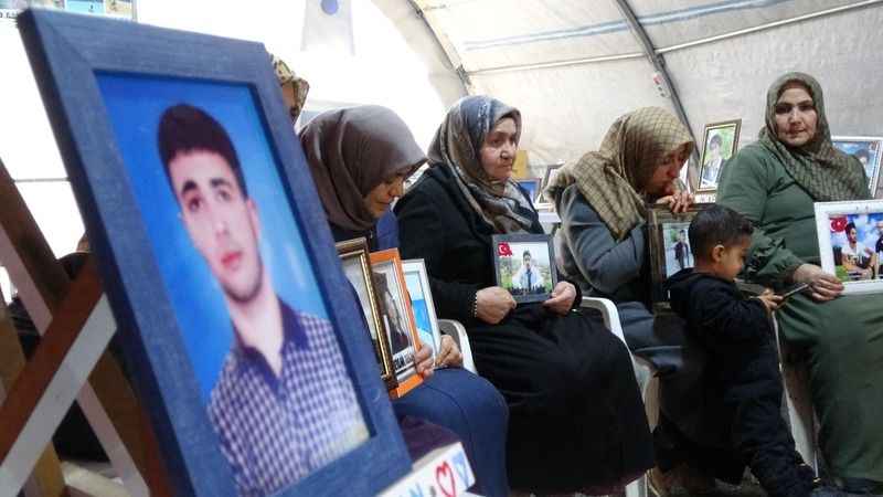 Diyarbakır annelerinin evlat nöbeti sürüyor