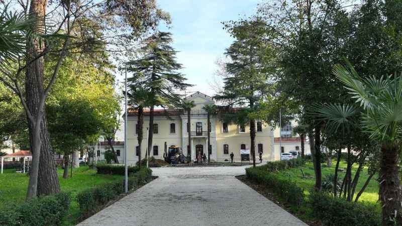 Bursa'da 132 yıllık tarihi okul eski haline kavuştu