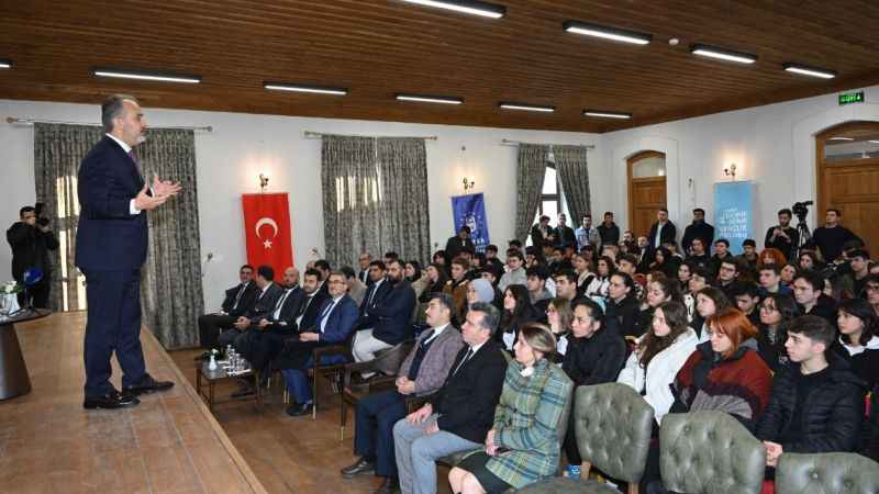 Bursa'da 132 yıllık tarihi okul eski haline kavuştu