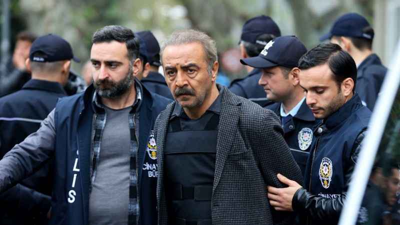 Yılmaz Erdoğan, ‘İnci Taneleri’ ile ekrana geliyor