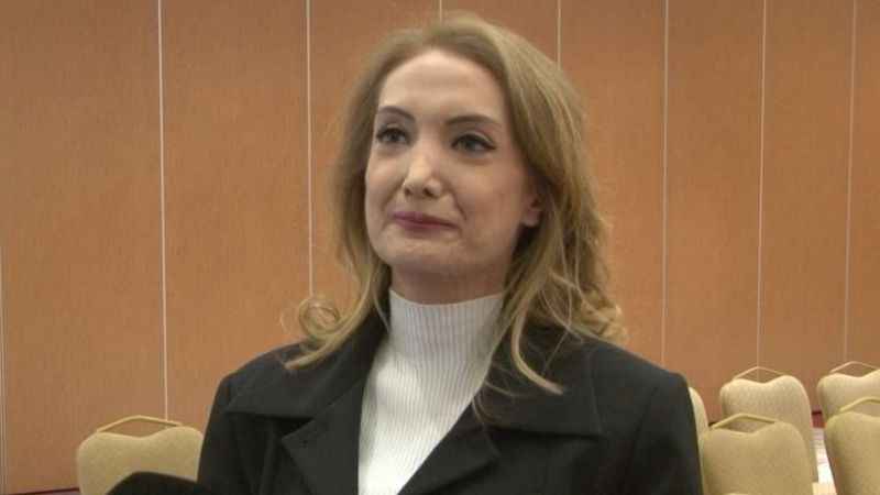 Özel eğitimli köpekler hastalara terapide yardımcı oluyor